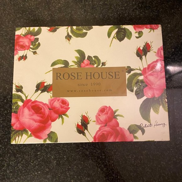 Rose House Placemat Set - Picture 2 of 5